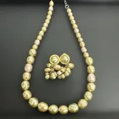 【証明書付き美品✨】Vendome boutique パール 黄緑色 ネックレス