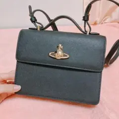 【美品】ヴィヴィアン ショルダーバッグ　ハンドバッグ　黒　ブラック　ゴールド