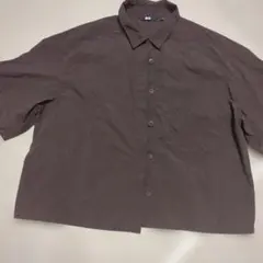 美品UNIQLO ナイロンボクシーショートシャツ ブラウン XLのサムネイル