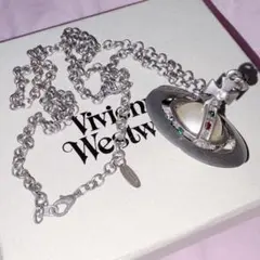 ジ*ト様 Vivienne Westwood オーブ ネックレス - メルカリ