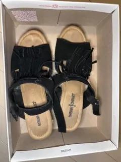 MINNETONKA フリンジ ウェッジソール サンダル ブラックのサムネイル