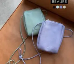BEAURE ビュレ カウレザー ぷっくり ミニ ショルダー オリーブのサムネイル