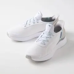 PUMA SOFTRIDE ハーモニー スニーカー ホワイト 22.5cm