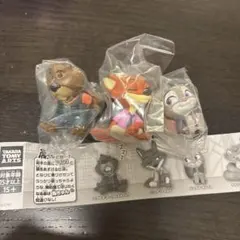 ズートピア2 肩ズンFig ガチャガチャ　カプセルトイ