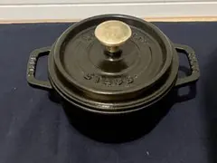 STAUB LA COCOTTE 両手鍋 27cm MADE IN FRANCE STAUB LA COCOTTE 両手鍋 27cm MADE IN FRANCE - メルカリ