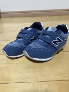 New Balance キッズ スニーカー ネイビー 16cm