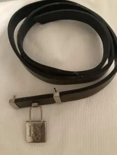 Dior ブラックレザーロックベルト