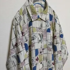 総柄　幾何学模様　柄シャツ　奇抜　長袖