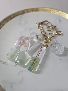 イニシャルレジンバッグチャーム