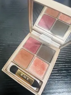 RMK ローズウッドデイドリーム 4アイズ 02 ラスティックローズ