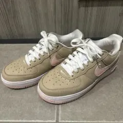 ナイキ　エアフォース　23.5 美品