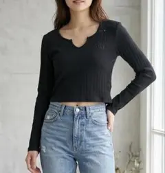 ROXY クロップド丈 長袖 ショート丈 ブラック S ロゴ入り レディース良品