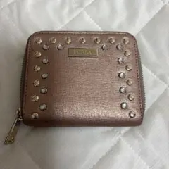 FURLA 二つ折り財布 メタリックピンク スタッズのサムネイル