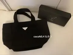 PRADA プラダ ノベルティ　最新ロゴプレート付き トートバッグ 箱付き