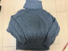 H&M タートルネックセーター