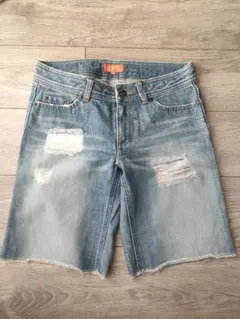 Item thumbnail for item d2ab5e0b-ca4e-4de7-91bc-5b7f835125b1