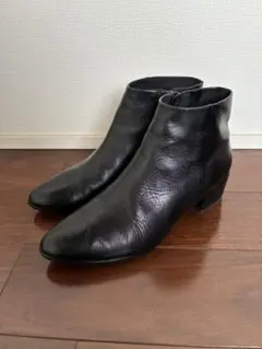 ✴︎Le Talon✴︎ブラック ポインテッドトゥブーツ