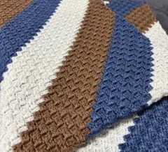 かぎ針編み　ブランケット　ひざかけ