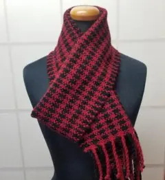 【ハンドメイド】【一点物】手織りマフラー　ウール100％　赤・黒　男女兼用
