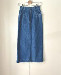 ETRE TOKYO バックスリットIラインデニムスカートのサムネイル