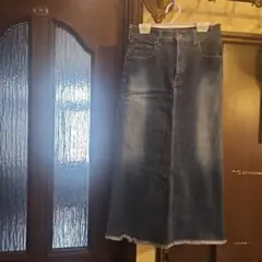 Item thumbnail for item 685d69f8-2e42-48e7-8f32-147b4c33418f