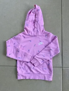 Nike ピンクパーカー 110-120cm
