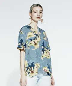 新品　DSC シルク　シャツのサムネイル