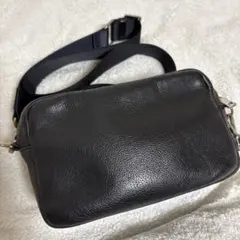 GU ショルダーバッグ