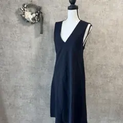 【ユニクロ】ブラッシュドジャージージャンパースカート　紺ノースリーブ VネックS