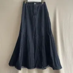 B03422 アースミュージック　ブラックデニム フレア　スカートS