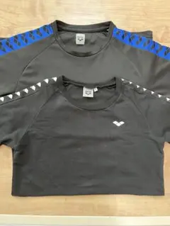 アリーナ　Tシャツ 2枚　黒　水泳のサムネイル