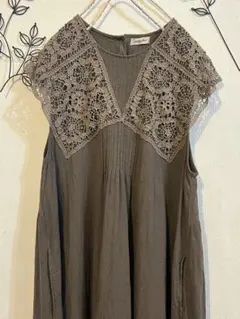 Samansa Mos2 大きなコットンレース襟 リネンレーヨンタックワンピ