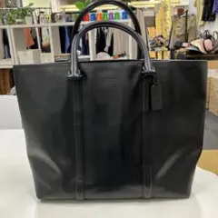 中*ー様 ソ*ラ様 COACHのブラックレザートートバッグメルセデス・ベンツコラのサムネイル