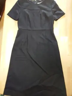 美品、en queteの黑のシンプルで素敵なワンピース。38.Mサイズ