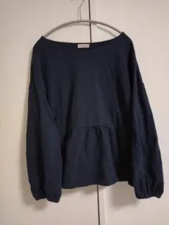 Samansa Mos2　ペプラムプルオーバー　ネイビー