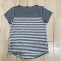 Nike ランニング　ストライプ 半袖Tシャツ