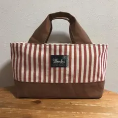 Item thumbnail for item edb0d9b4-7e4b-4885-8f7f-e64ce834914d