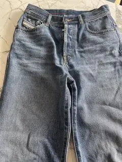 Diesel ブルーデニム ボタンフライ