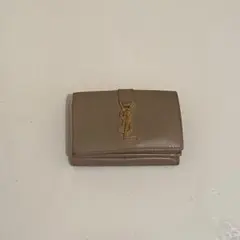 サンローラン　三つ折り財布　イヴ・サンローラン　ベージュ