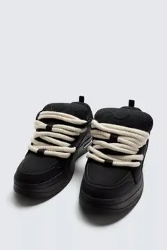 ZARA 厚底スニーカー ブラック ロープシューレースのサムネイル