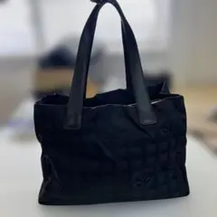 CHANEL ニュートラベルライン トートバッグ ブラック ナイロン　C