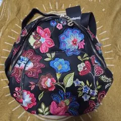 デシグアル リュック 刺繍 劣化有りのサムネイル