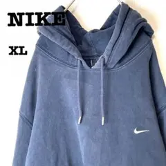 古着NIKEナイキ プルオーバーパーカー センター刺繍ロゴ ネイビーメンズ　XL