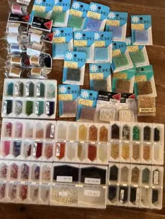 ビーズとスパンコール、糸セット