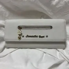 Samantha Vega 長財布 ホワイト フラワーチャーム付きのサムネイル