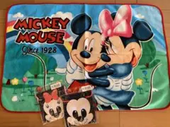 ミッキーマウス　ブランケット　ミッキー&ミニー巾着