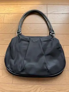 ブラックナイロンバッグ