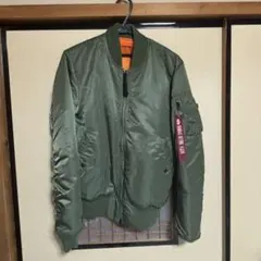 Alpha Industries MA-1 フライトジャケット セージグリーンのサムネイル