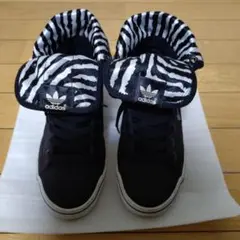 adidas アディダス ハイカットスニーカー 24㎝ ブラック ブラック 白