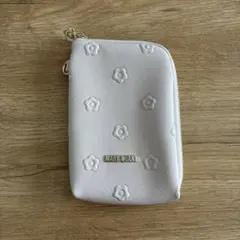 MARY QUANT シンプルエンボスデイジーマルチポーチ ベージュ